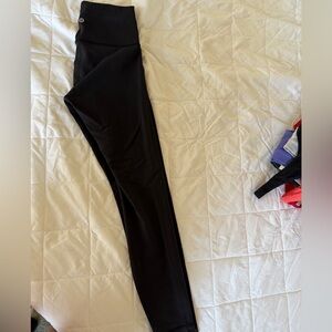 Lululemon wunder trains